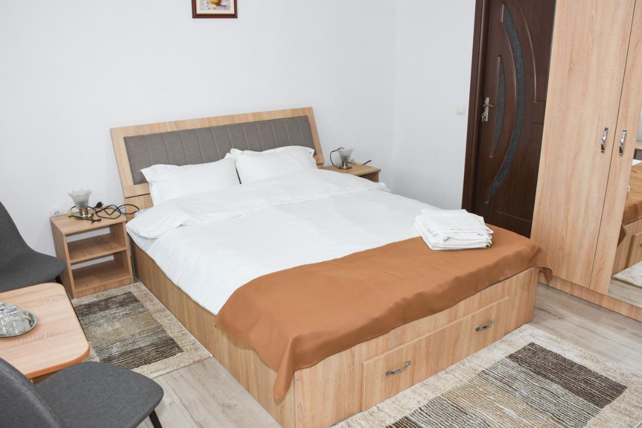 Tomis House 호텔 쿠티에데아게스 외부 사진
